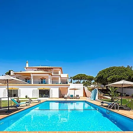 Carvoeiro Sleeps 12 Pool Air Con Carvoeiro (Lagoa)