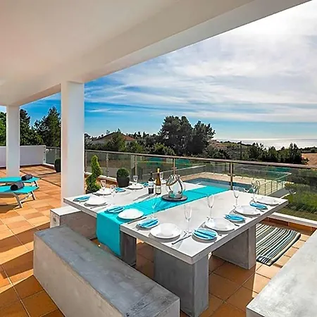 Carvoeiro Sleeps 12 Pool Air Con * Carvoeiro (Lagoa)