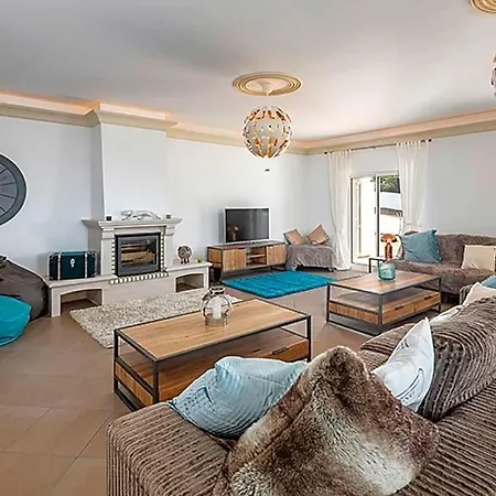 Carvoeiro Sleeps 12 Pool Air Con * Carvoeiro (Lagoa)